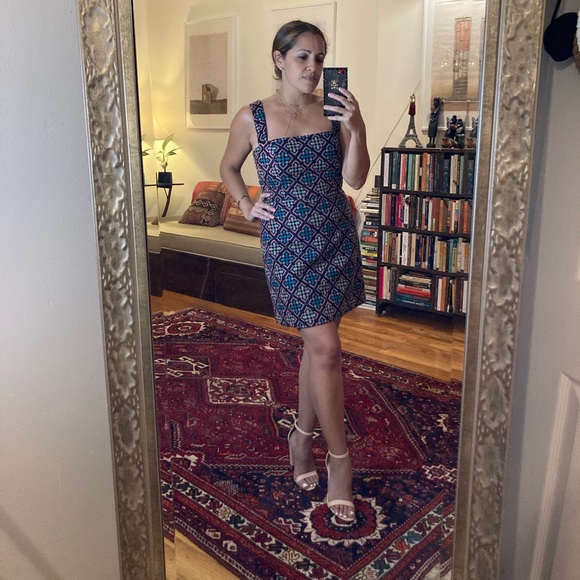 Amanda Uprichard cross embroidery mini. Size small - Picture 2 of 5